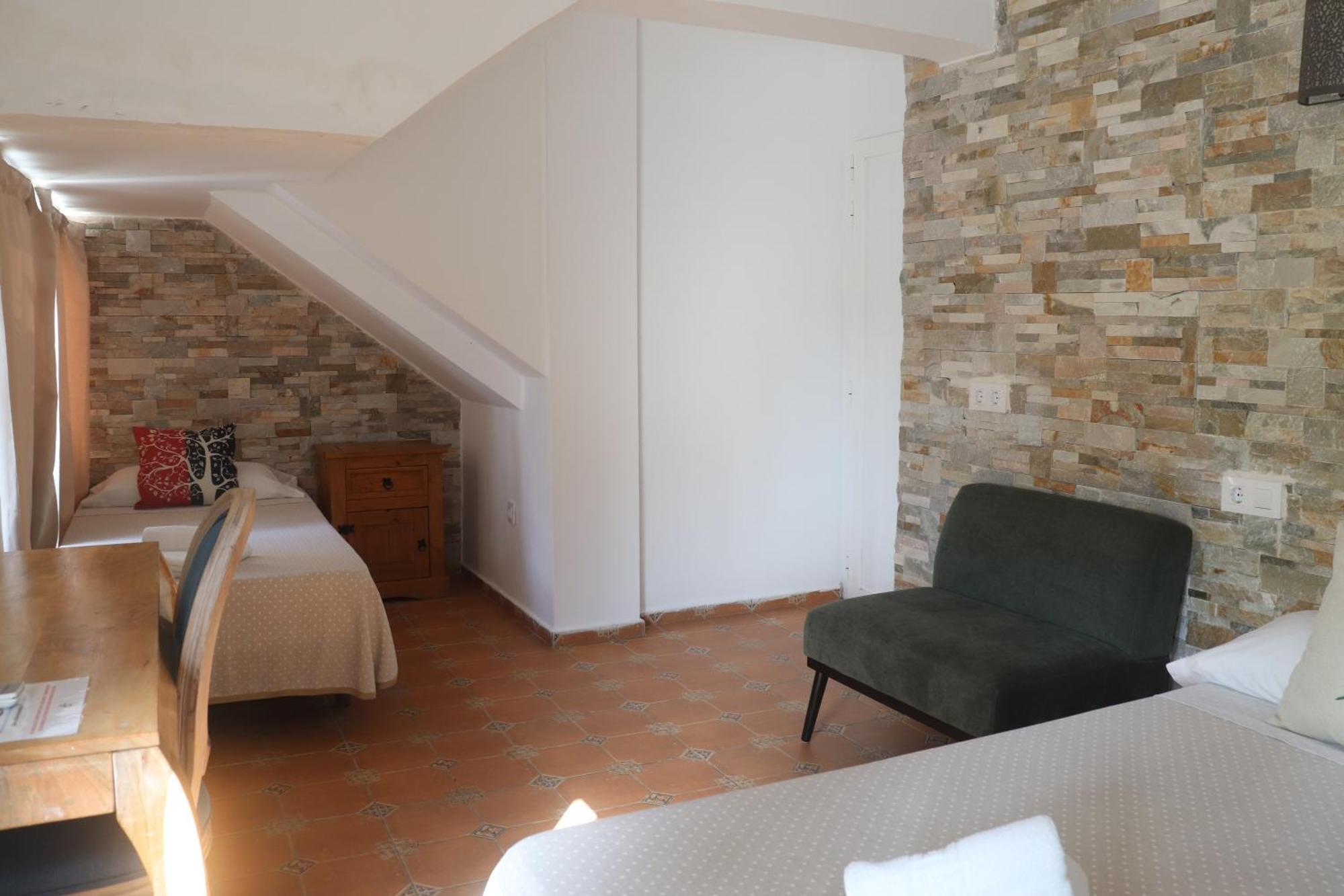 Hostal La Paloma I Calpe Exterior photo